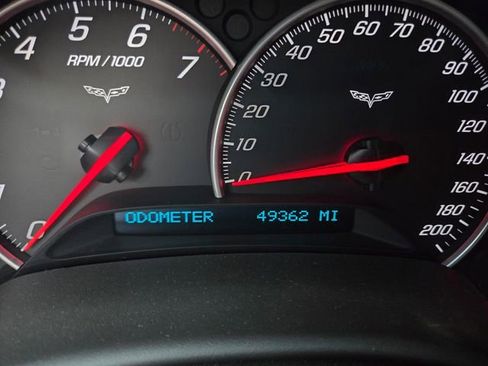 Used 2005 Chevrolet Corvette Coupe w/ Preferred Equipment Group image 16