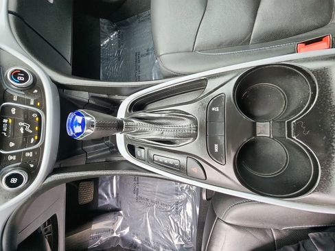 Used 2018 Chevrolet Volt LT w/ Comfort Package FWD image 21