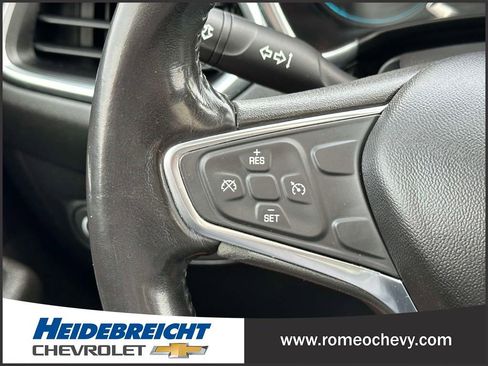 Used 2018 Chevrolet Equinox LT w/ Sun & Infotainment Package image 26