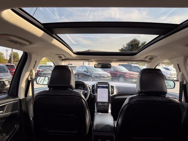 Used 2024 Ford Edge Titanium w/ Equipment Group 301A AWD/4WD image 14