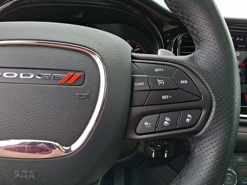 Used 2025 Dodge Durango GT AWD/4WD image 24