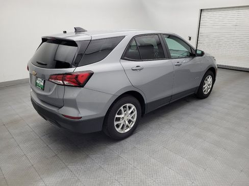 Used 2023 Chevrolet Equinox LS w/ LS Convenience Package FWD image 10