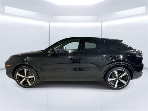 New 2026 Porsche Cayenne Coupe image 10