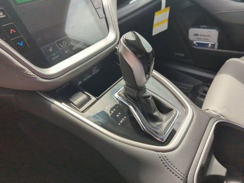 New 2025 Subaru Outback Limited image 23