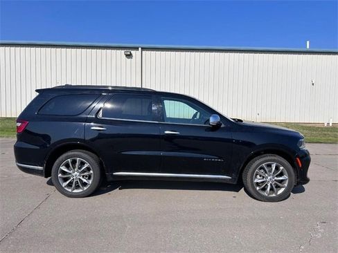 Used 2022 Dodge Durango Citadel image 2