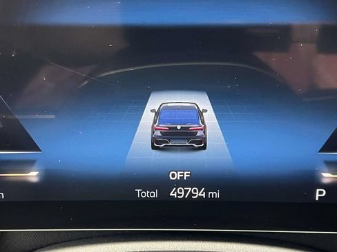 Used 2023 BMW i7 xDrive60 AWD/4WD image 28