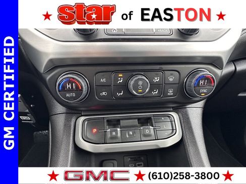 Used 2023 GMC Acadia SLT w/ Technology Package image 31