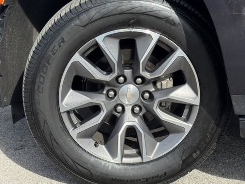 Used 2023 Chevrolet Tahoe LT image 7