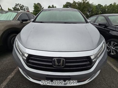 Used 2024 Honda Odyssey EX-L image 11
