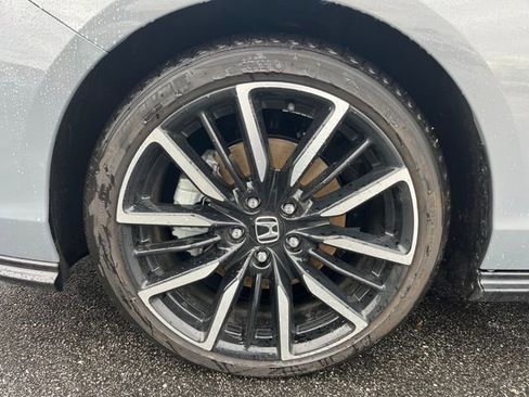 New 2025 Honda Accord Touring image 9