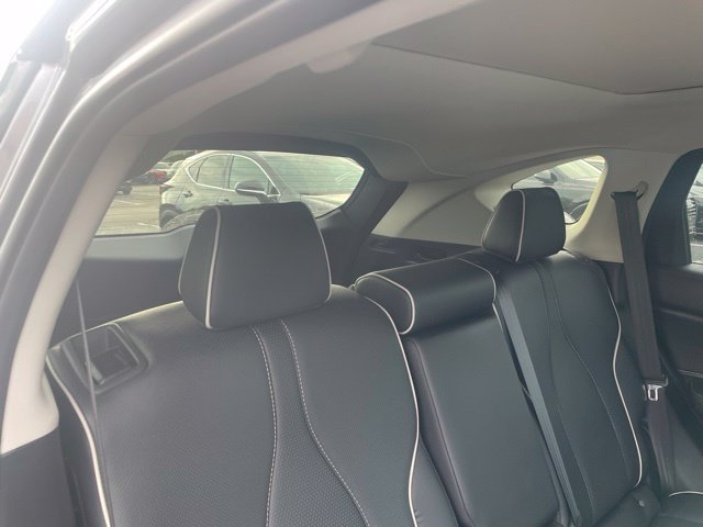 Used 2019 Acura RDX w/ Advance Package AWD/4WD image 6