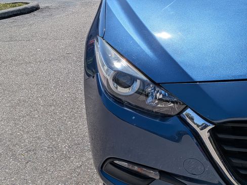 Used 2017 MAZDA MAZDA3 Sport w/ Preferred Equipment Package FWD image 10