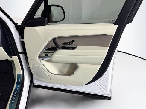 New 2026 Land Rover Range Rover SE AWD/4WD image 27