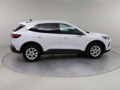 Certified 2023 Ford Escape Active w/ Tech Pack #1 AWD/4WD image 6