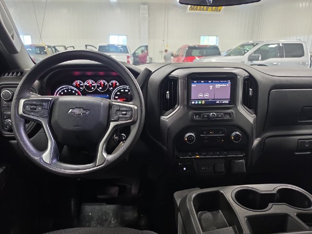 Used 2022 Chevrolet Silverado 1500 Custom Trail Boss w/ Safety Confidence Package AWD/4WD image 5
