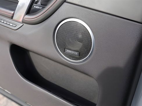 Used 2021 Land Rover Discovery Sport SE R-Dynamic image 23