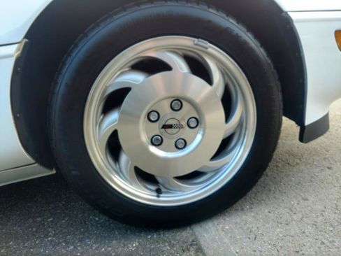 Used 1994 Chevrolet Corvette Convertible RWD image 33