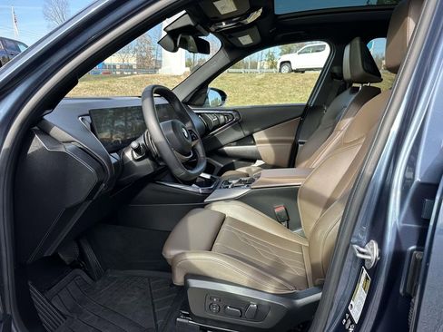 Used 2025 BMW X3 xDrive30i w/ Convenience Package image 16