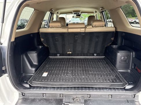 Used 2022 Toyota 4Runner SR5 Premium AWD/4WD image 18