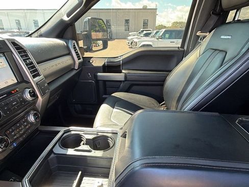 Used 2018 Ford F250 Platinum w/ Platinum Ultimate Package AWD/4WD image 21