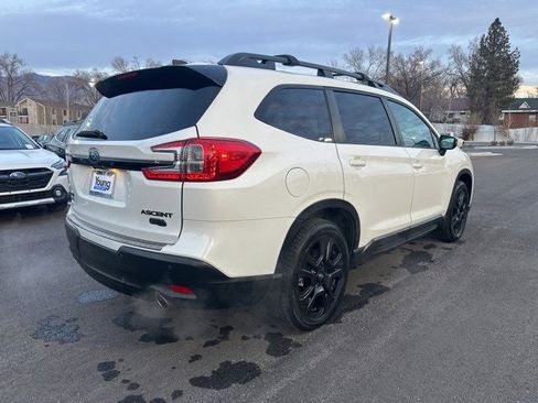 Used 2023 Subaru Ascent Onyx Edition image 3