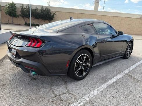 Used 2024 Ford Mustang Coupe RWD image 4
