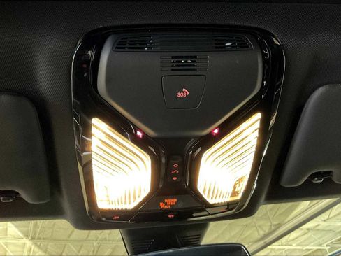 Certified 2025 BMW 330i 330i w/ M Sport Package image 35