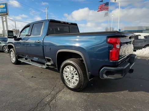 Used 2020 Chevrolet Silverado 3500 High Country w/ Z71 Off-Road Package image 6