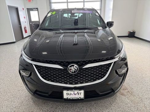 Used 2024 Buick Enclave Avenir w/ Avenir Technology Package image 8