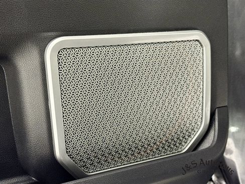 Used 2024 Toyota Tundra Capstone AWD/4WD image 24