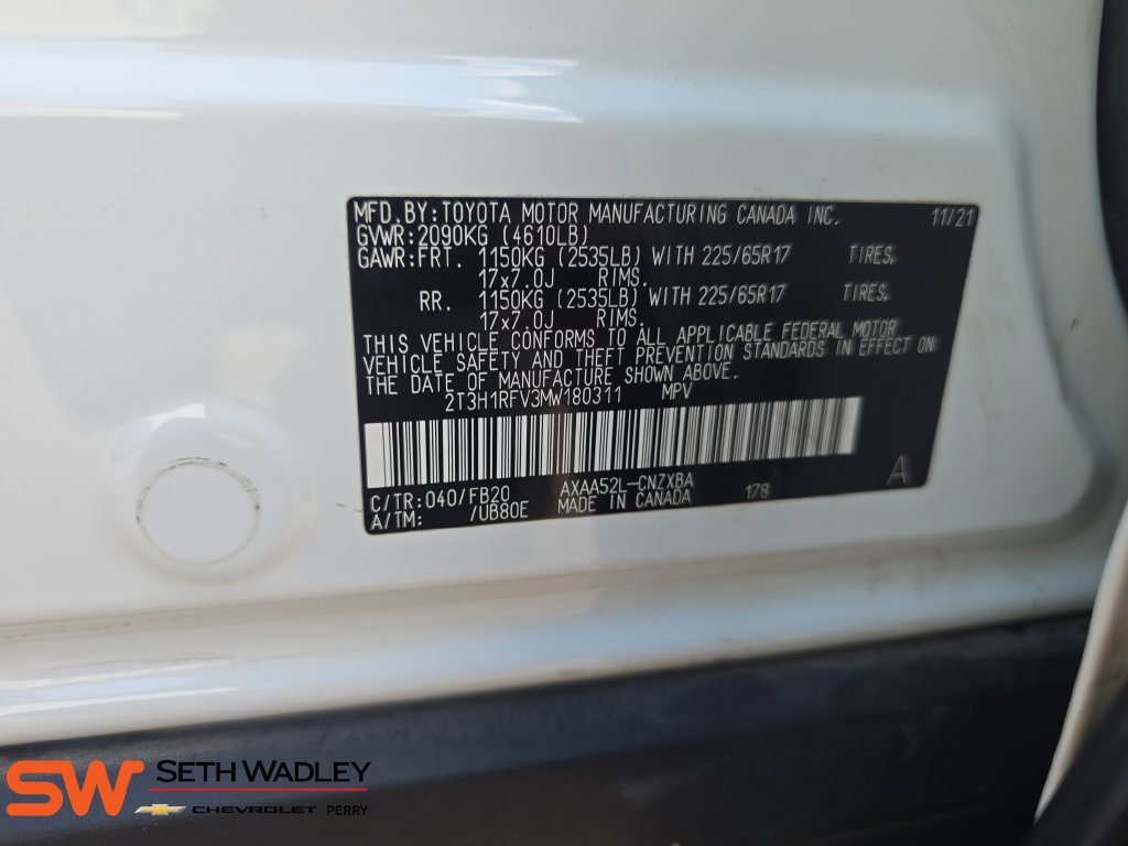 Used 2021 Toyota RAV4 LE FWD image 33