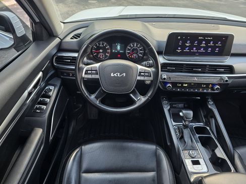 Used 2022 Kia Telluride S AWD/4WD image 13