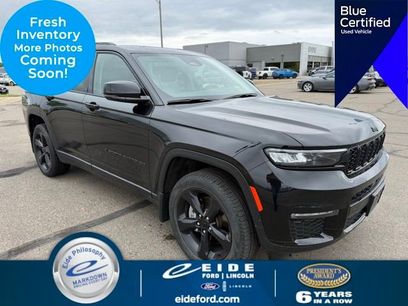 Used 2022 Jeep Grand Cherokee L Limited w/ Black Appearance Package