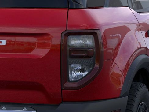 Used 2025 Ford Bronco Sport Outer Banks w/ Sasquatch Outer Banks Package AWD/4WD image 21