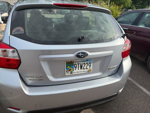 Used 2013 Subaru Impreza 2.0i Premium w/ Alloy Wheel Pkg + Moonroof AWD/4WD image 4