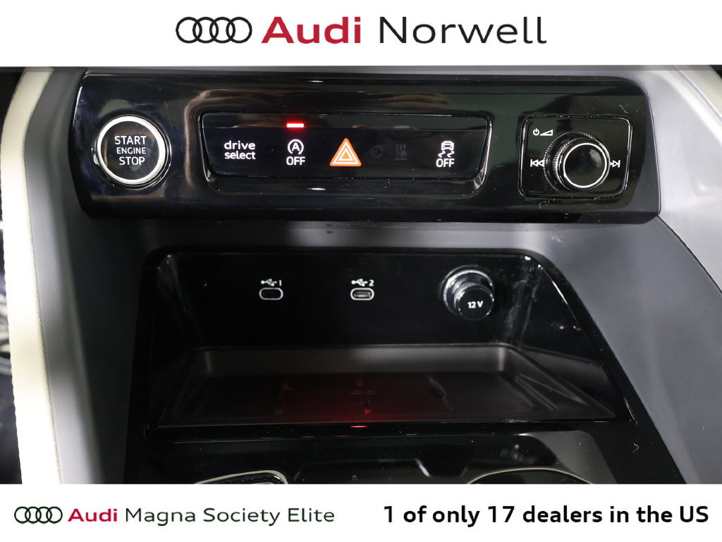 Used 2025 Audi Q5 Premium Plus w/ Premium Plus AWD/4WD image 6