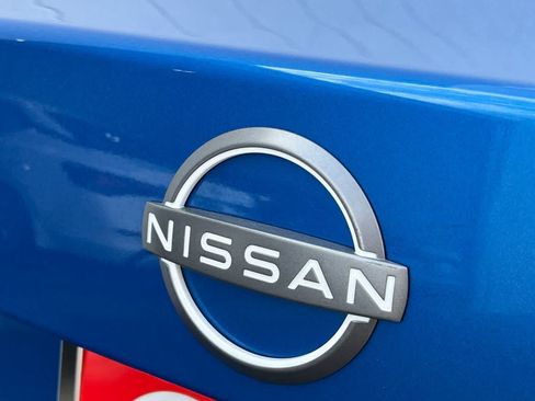 Used 2025 Nissan Sentra SV FWD image 16