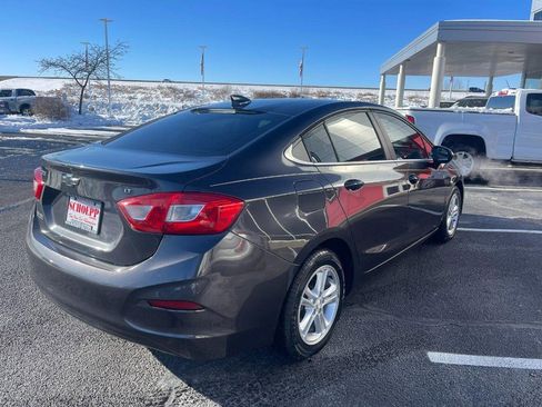 Used 2017 Chevrolet Cruze LT w/ Sun And Sound Package image 11