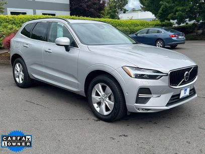 Used 2022 Volvo XC60 B5 Momentum