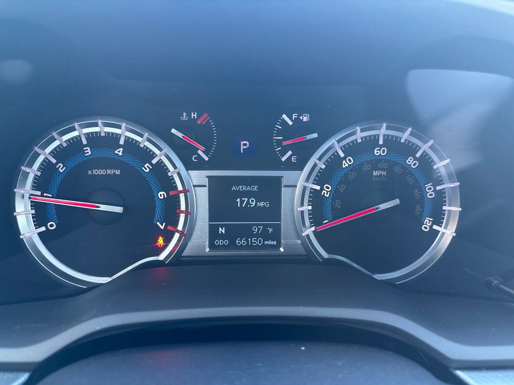 Used 2018 Toyota 4Runner Limited RWD image 11