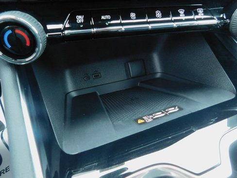 New 2026 Chevrolet Traverse High Country image 34