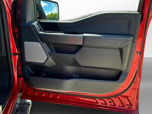 Used 2022 Ford F150 XLT w/ Equipment Group 302A High image 26