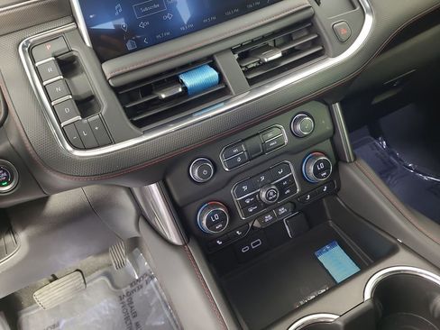 Used 2023 Chevrolet Tahoe RST w/ Sport Performance Package image 17