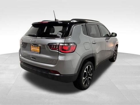 Certified 2024 Jeep Compass Limited image 8