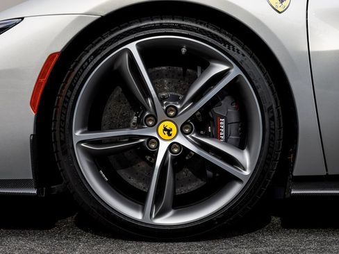 Used 2024 Ferrari 296 GTS image 15