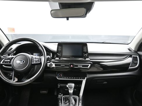 Used 2021 Kia Seltos EX image 20