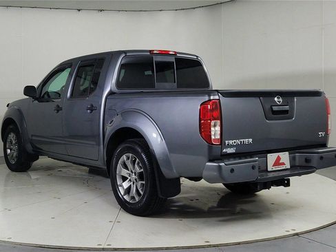 Used 2021 Nissan Frontier SV image 5