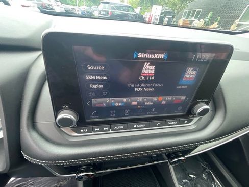 Certified 2024 Nissan Rogue SV AWD/4WD image 14
