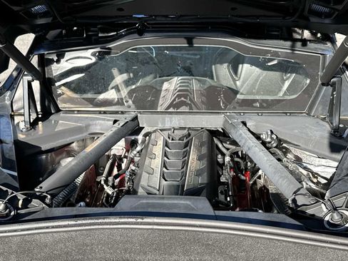 Used 2024 Chevrolet Corvette Stingray Preferred Cpe w/ Z51 Performance Package image 13