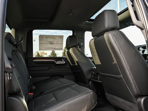 New 2026 GMC Sierra 3500 Denali w/ Denali Reserve Package image 10